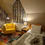Sólyomvár-lak 3* Komlóska
