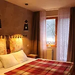 Sólyomvár-lak Panzió 3*