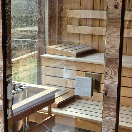 Panzió Sólyomvár-lak 3*