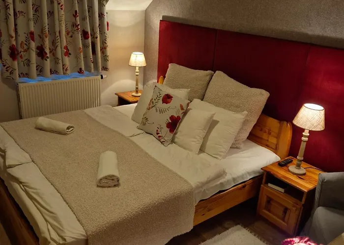 Bed & Breakfast Solyomvar-lak Komloska